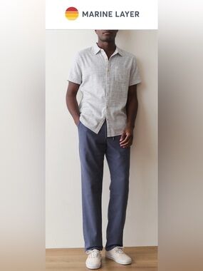 Marine Layer Small Stretchy Men's Short-Sleeve Button-Down in Blue/Grey shirt
